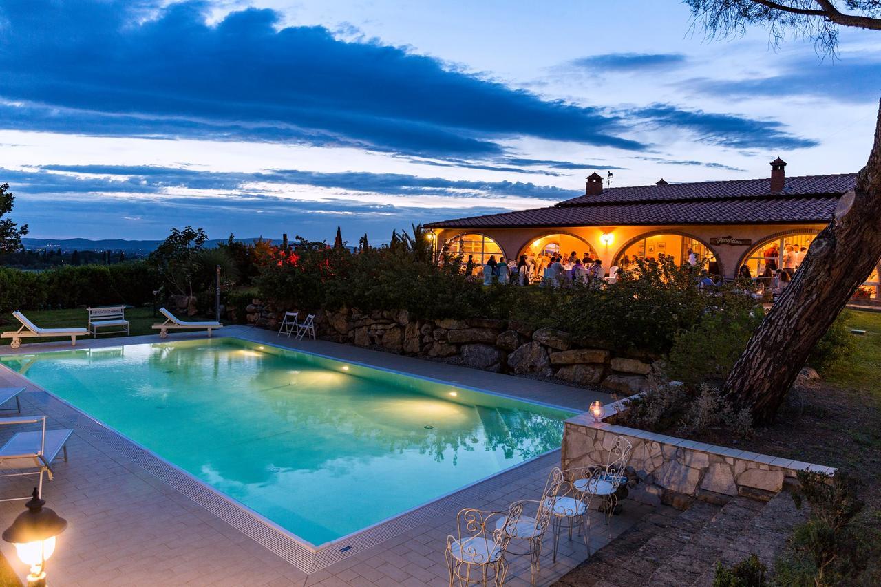 La Locanda Della Vecchia Hosteria Ґаворрано Екстер'єр фото