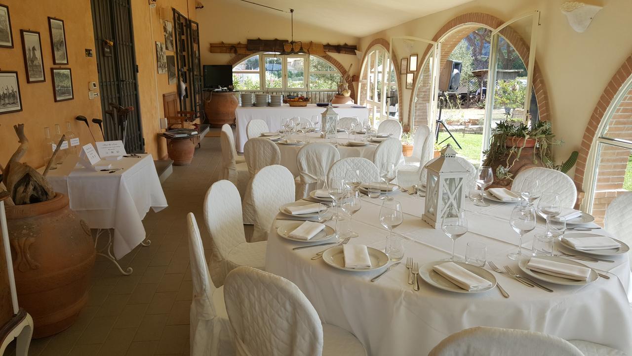 La Locanda Della Vecchia Hosteria Ґаворрано Екстер'єр фото